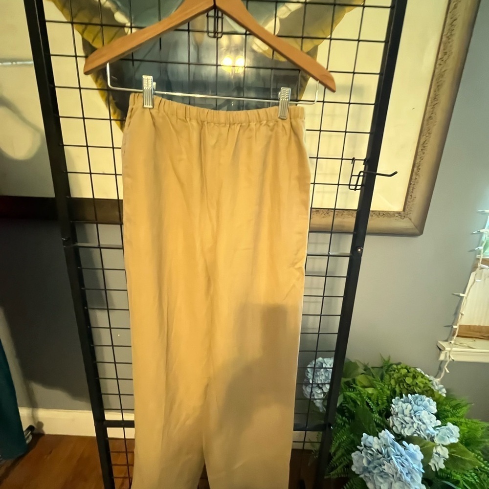 J. Crew Tan Straight Leg Pants Lightweight Versatile linen blend